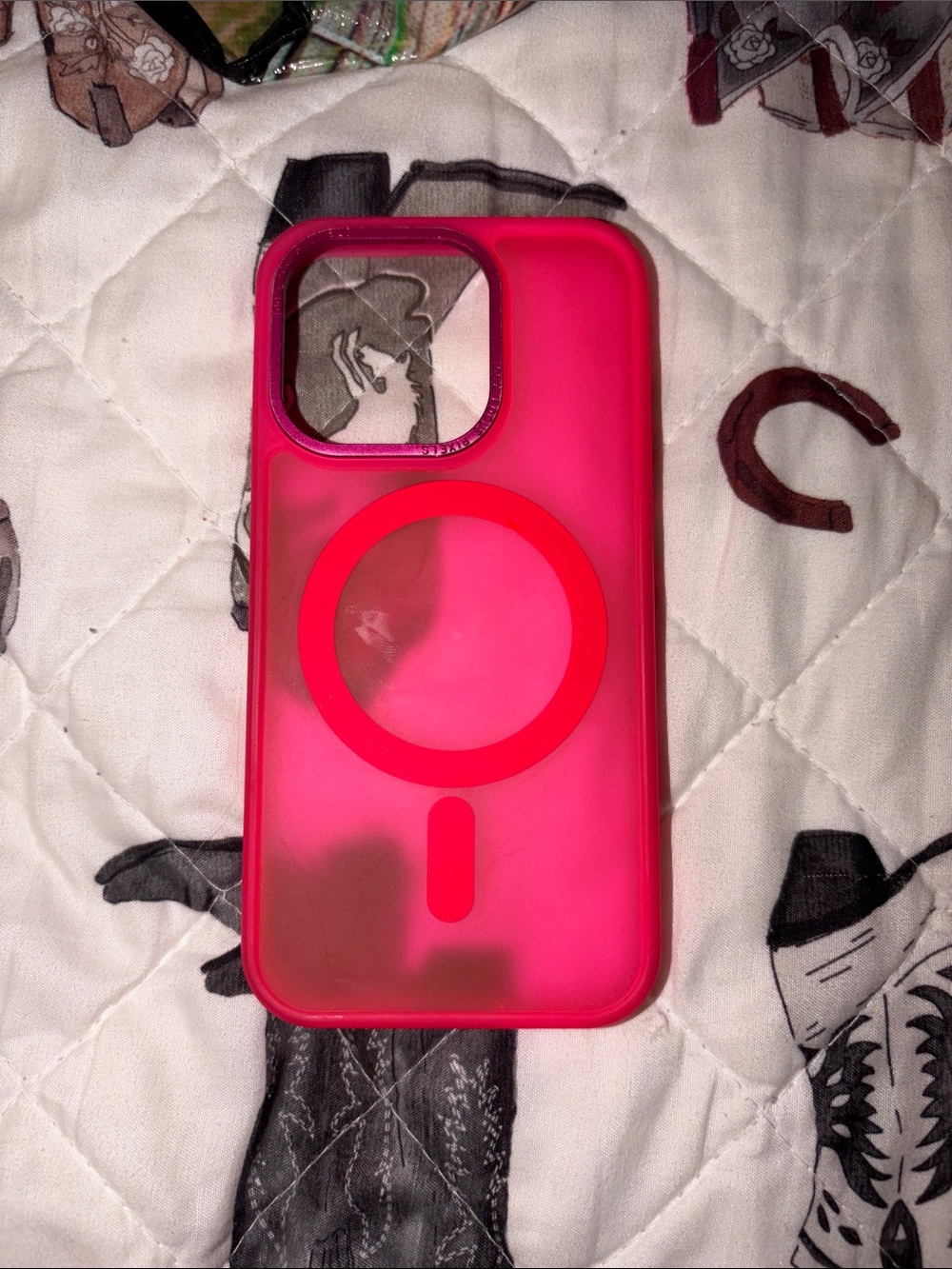 Pink MagSafe-Compatible Phone Case - Unbranded - IPhone 14 Pro
